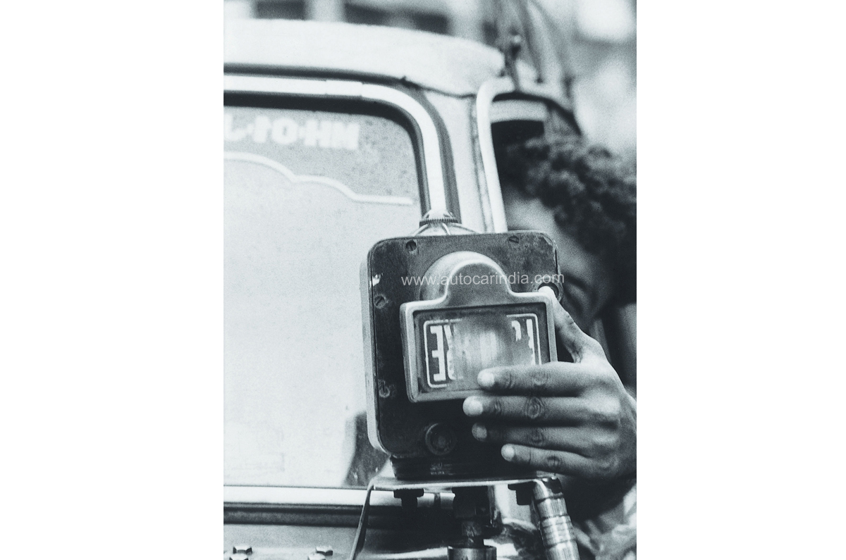 Premier Padmini taxi Kaali Peeli Premier Padmini taxi Kaali Peeli